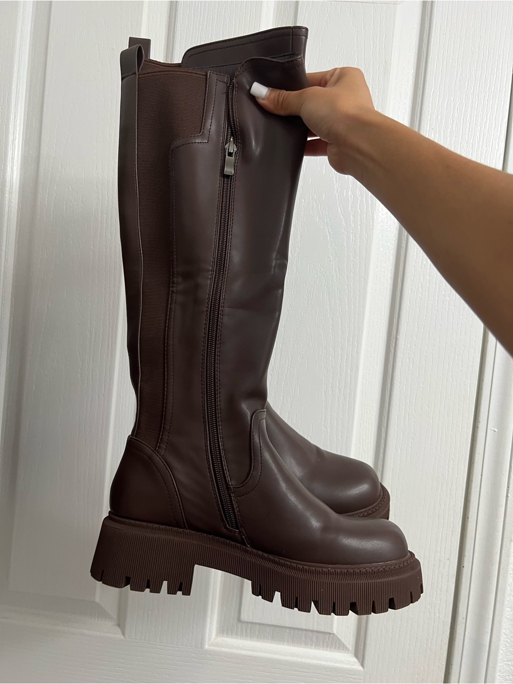 Classic Knee-High Platform Boots in Dark Brown
